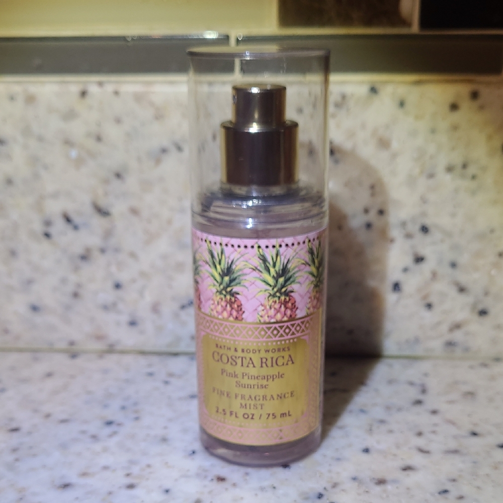 Bath & Body Works Pink Pineapple Fragrance Mist 2.5 fl oz (2 for $10)